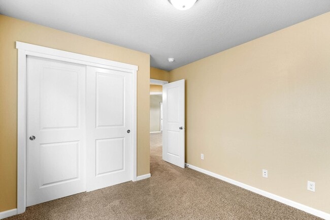 Building Photo - Liberty Lake Single Level Living