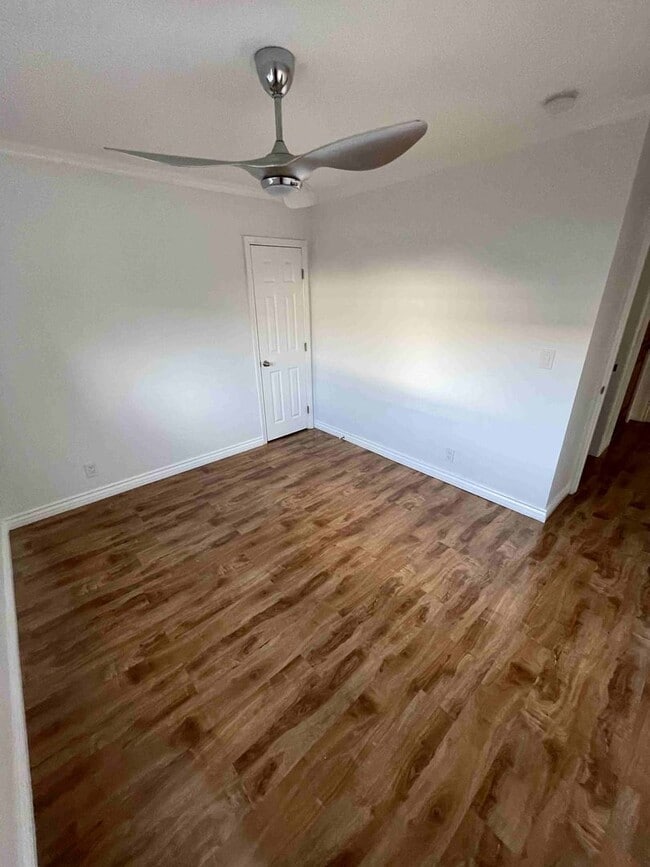 Building Photo - UPGRADED SMART HOME IN PRESTIGIOUS ENCINO VILLAGE!