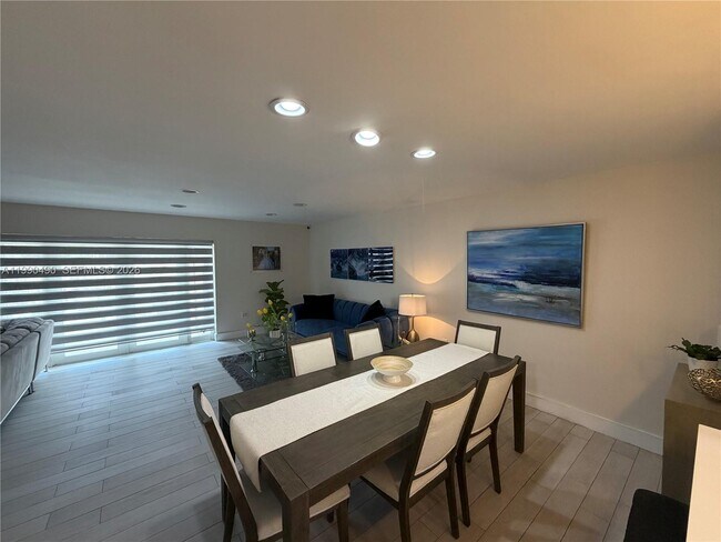 Building Photo - 7431 SW 163rd Pl