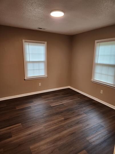 Building Photo - 2821 Club Plaza Rd