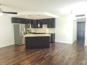 Building Photo - 695 Normandy O