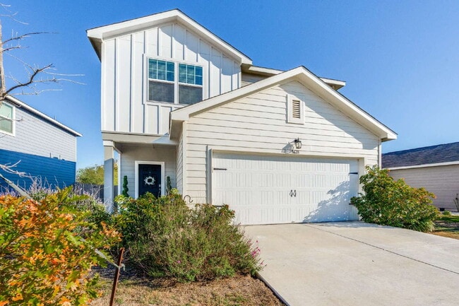 Building Photo - 5628 Pearl Mdw