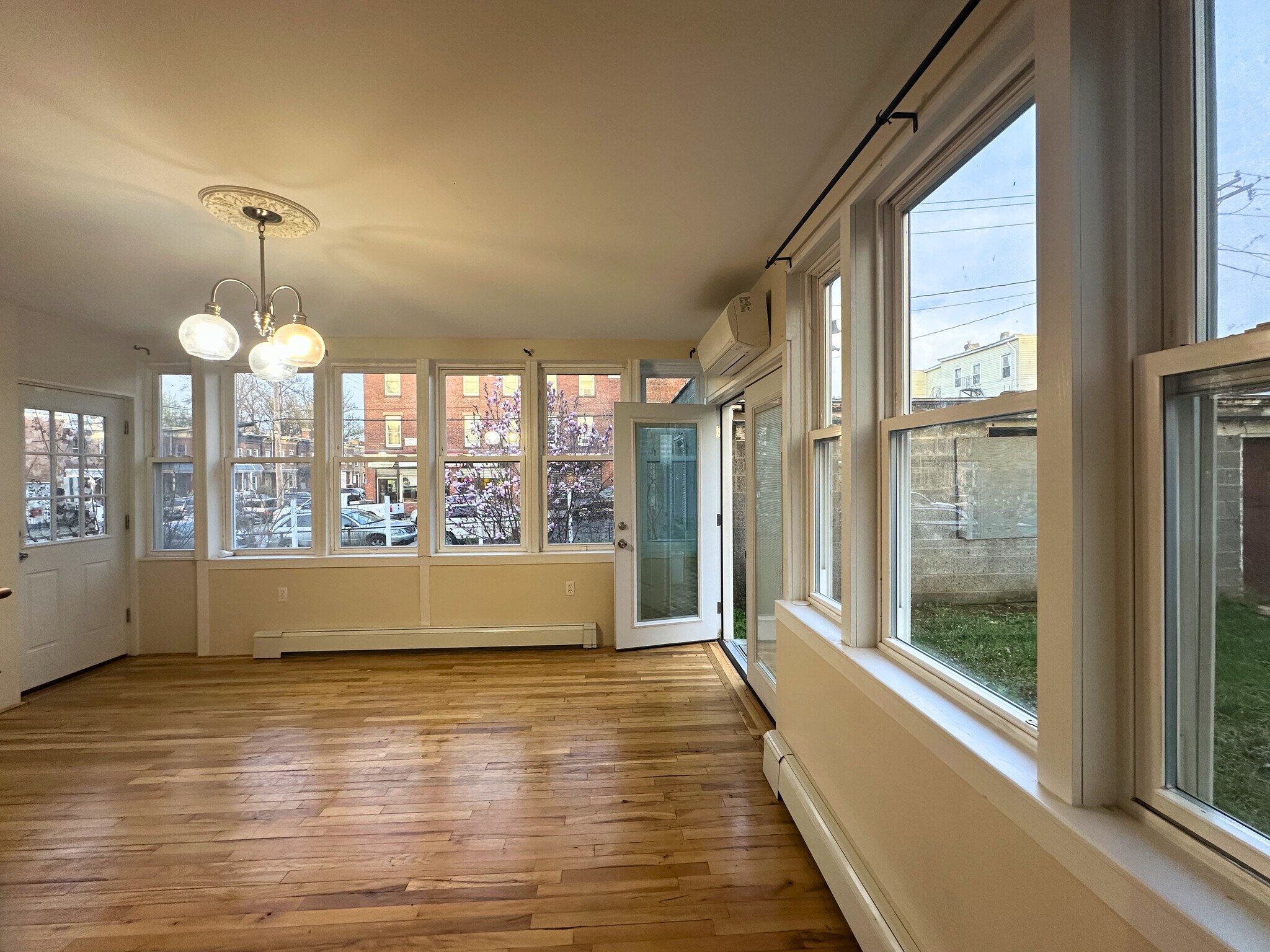 Building Photo - 75 Overlook Pl