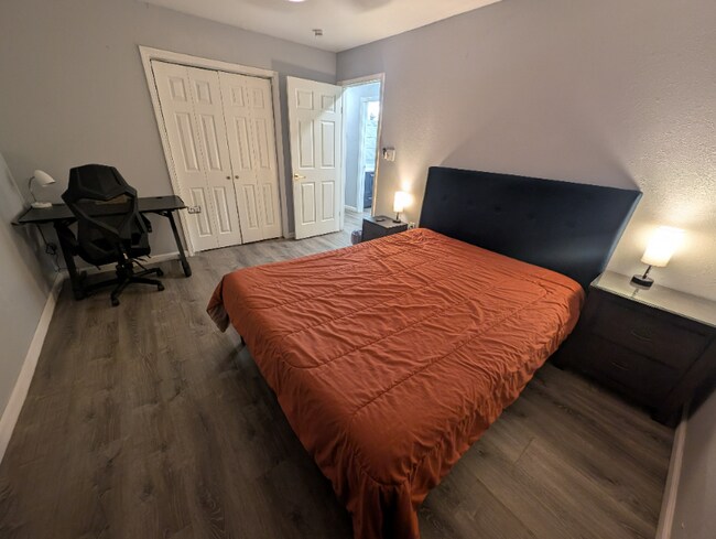 Building Photo - 1303 Colby Ave