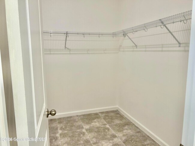Building Photo - 2320 Arctic Cir