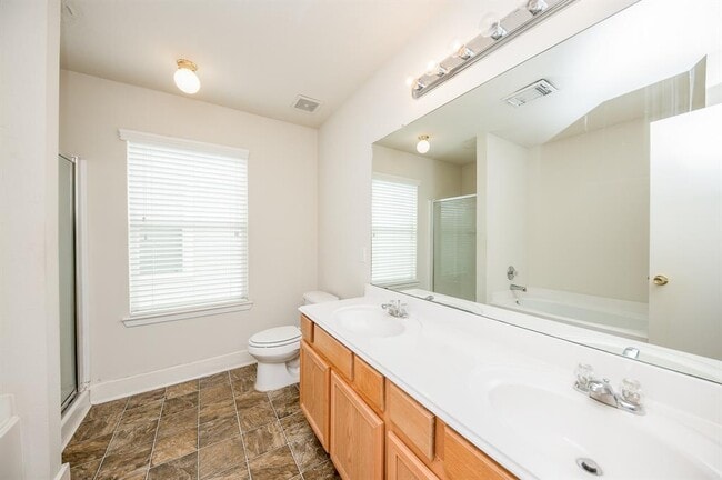 Building Photo - 5839 Sonoma Ridge