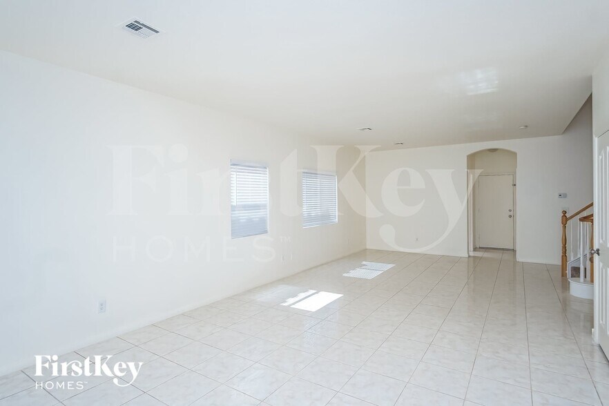 Building Photo - 3758 Tranquil Canyon Ct