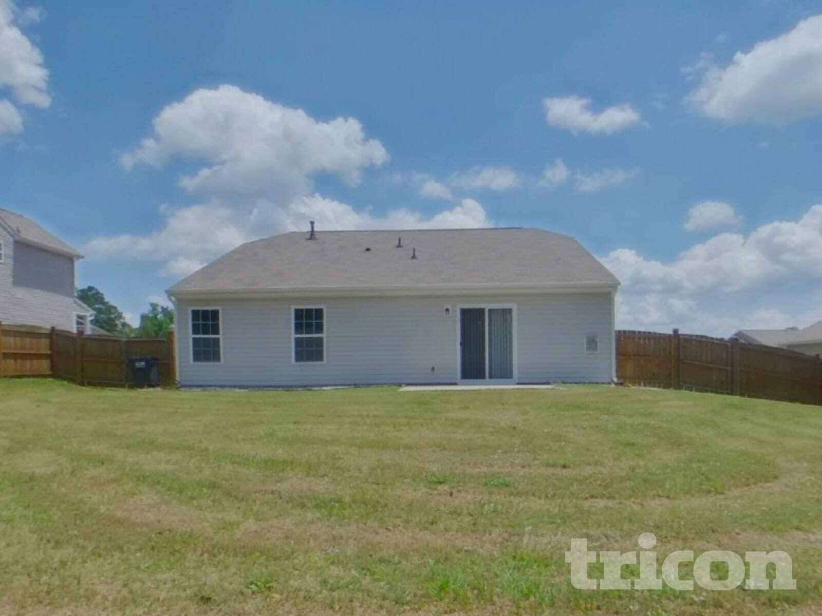 Building Photo - 122 Denali Cir