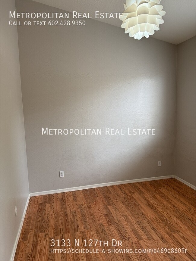 Building Photo - 3133 N 127th Dr