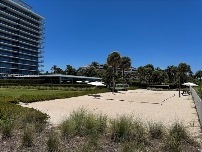 Building Photo - 350 Ocean Dr