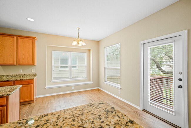Building Photo - 137 Red Hawk Ridge