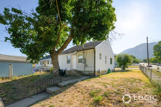 Building Photo - Spacious Home in Ogden!