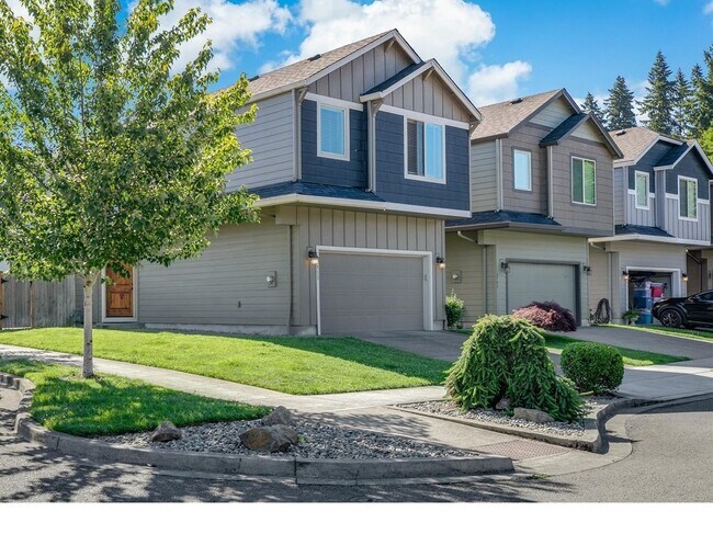 Building Photo - 2513 NE 131st Ct