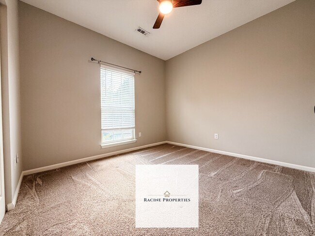 Building Photo - Updated home in Hammett Crossing!