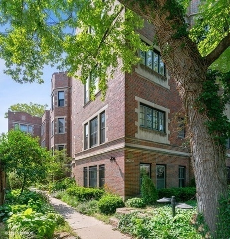 Building Photo - 5612 S Blackstone Ave