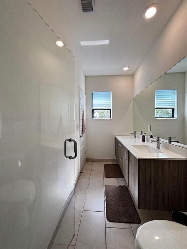 Building Photo - Northwest 91st Court, Miami Lakes, FL 33018 - 3 BR 2.5 BA townhouse