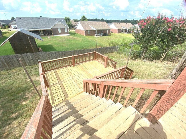 Building Photo - 3BR/2BA For Rent