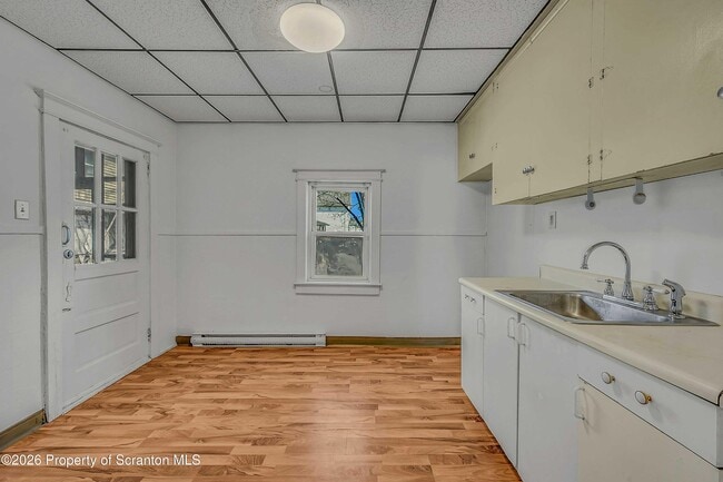 Building Photo - 1807 Green Ridge St