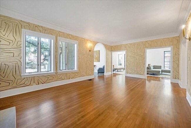 Building Photo - 1508 Marshall Ln