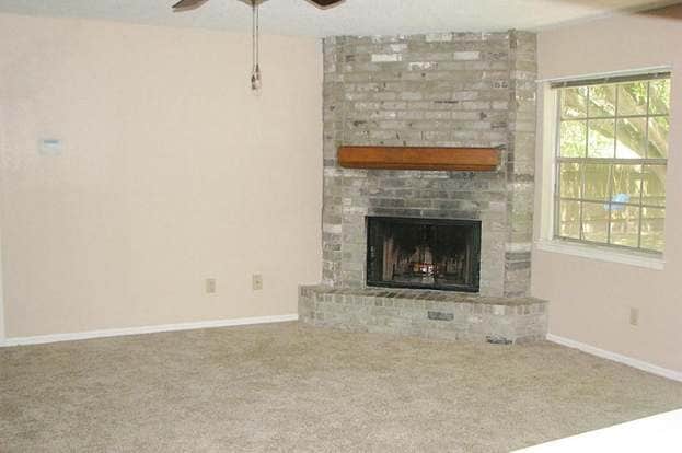 Building Photo - 2714 8th Ave N