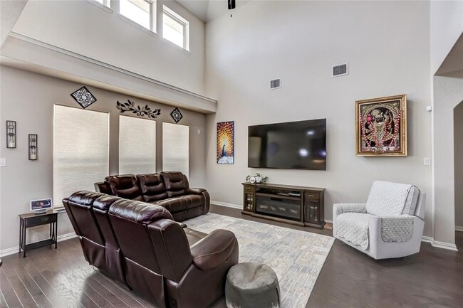 Building Photo - 3721 Royal Tern Ct