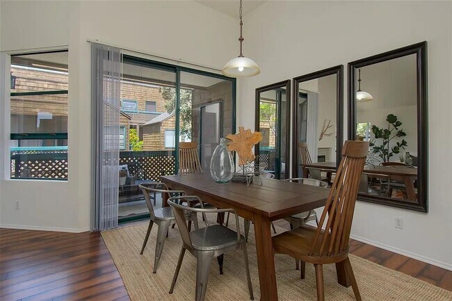 Building Photo - 4435 Nobel Dr