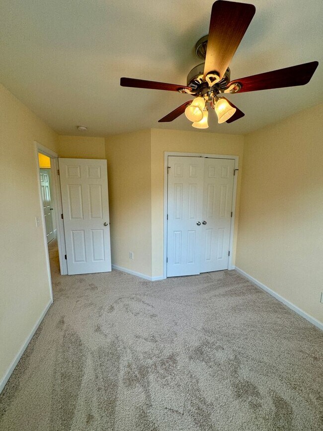 Building Photo - 4BR/3BA Home in Winding Walk