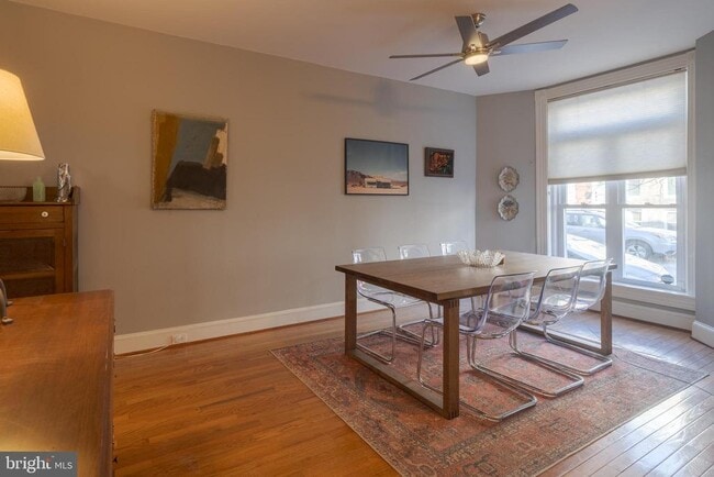 Building Photo - 835 Wellington St