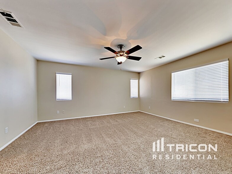Building Photo - 43430 Rucker St