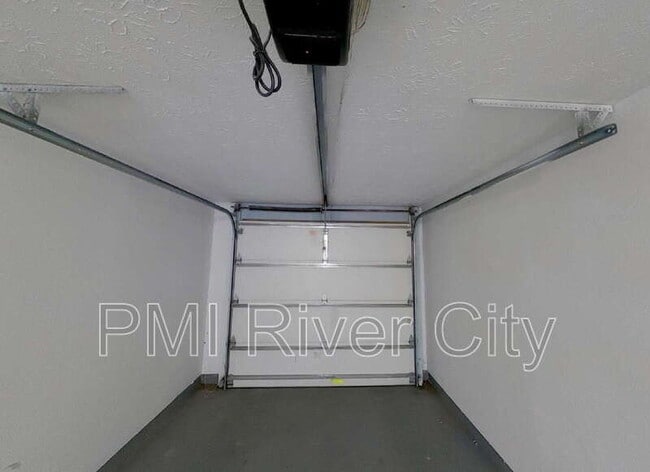 Building Photo - 1214 Santiago Dr