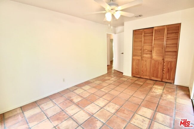 Building Photo - 20200 Paradise Ln