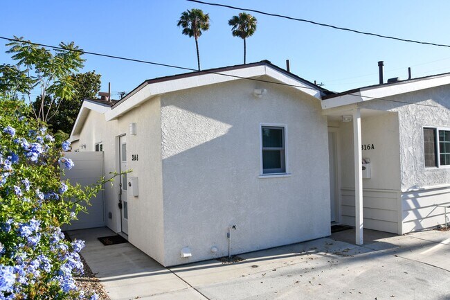 Building Photo - Parker (316)