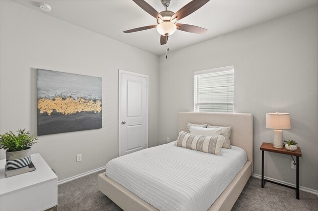 Building Photo - 1215 Hugh Lndg Rd