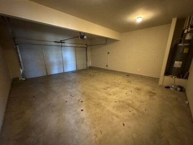 Building Photo - 4464 Grove Landing Dr