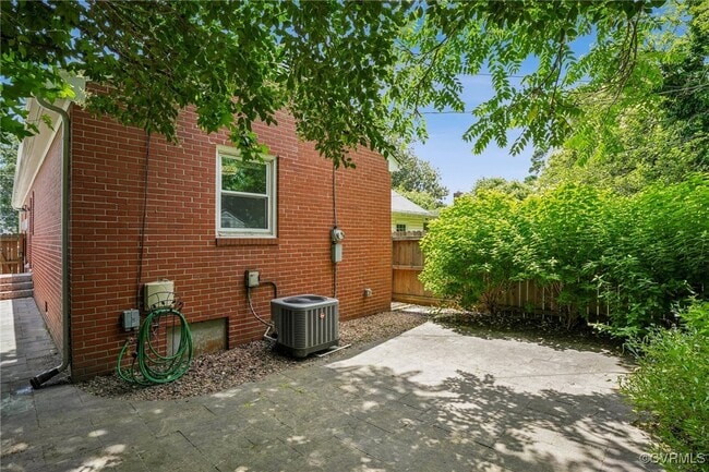 Building Photo - 4802 Patterson Ave