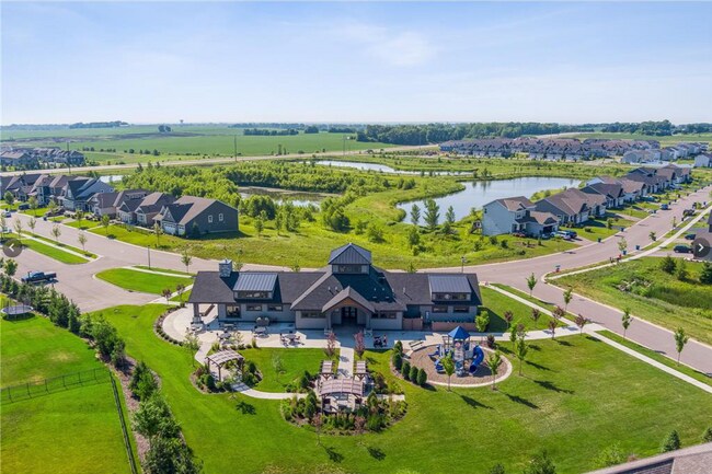 Building Photo - 18196 Goldfinch Wy