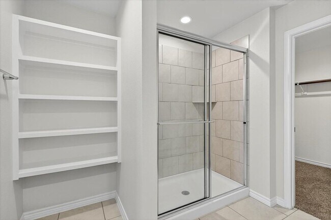 Building Photo - 3909 Shiva Dr