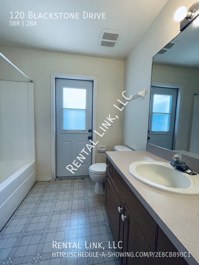 Building Photo - 120 Blackstone Dr