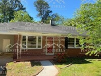 Building Photo - 411 Camellia Dr