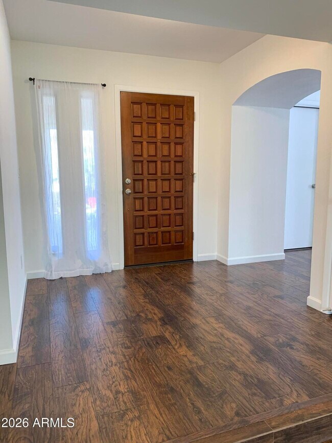 Building Photo - 6614 E Sandra Terrace