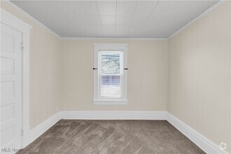 Building Photo - 1274 Welsh Ave