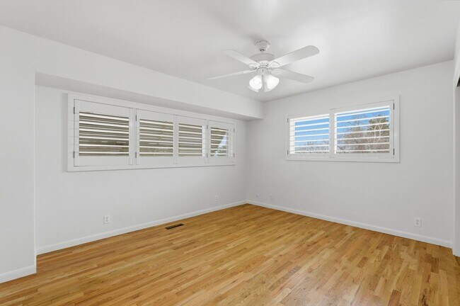 Building Photo - 4070 College Dr