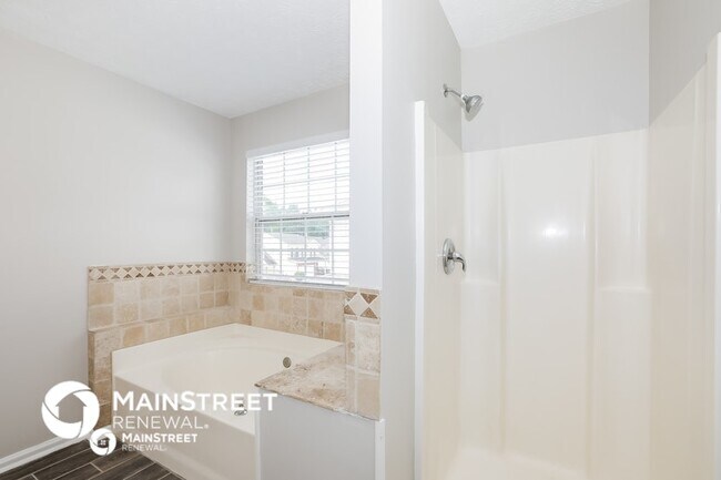 Building Photo - 5155 Tussahaw Crossing