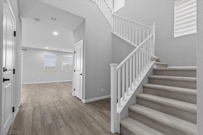 Building Photo - 10423 Stroma Ave