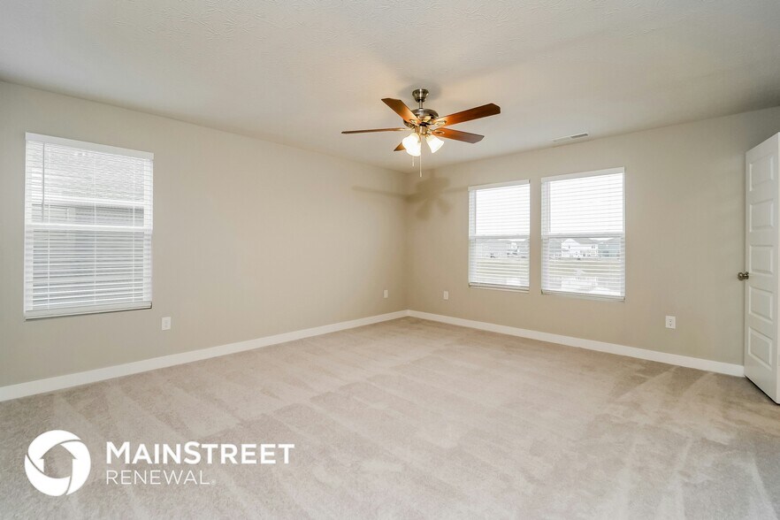 Building Photo - 9237 Larson Dr