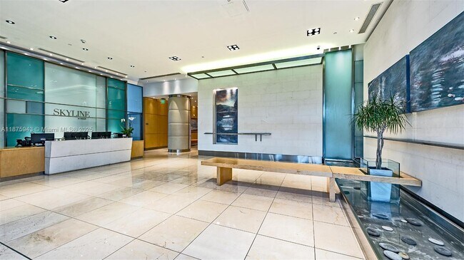 Building Photo - 2101 Brickell Ave