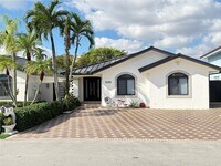 Building Photo - 2146 SW 103rd Pl