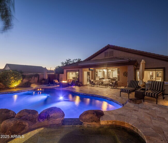 Building Photo - 9053 E Hobart St