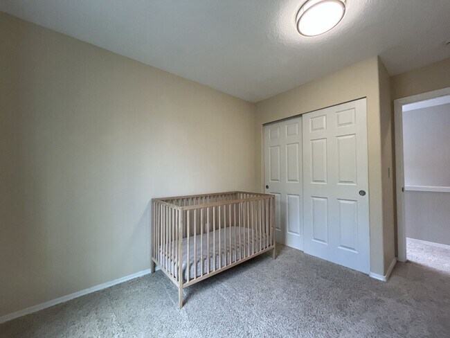 Building Photo - Spacious 3-Bedroom Home with Two Living Areas, Private Balcony, Fireplace & Attached 2-Car Garage