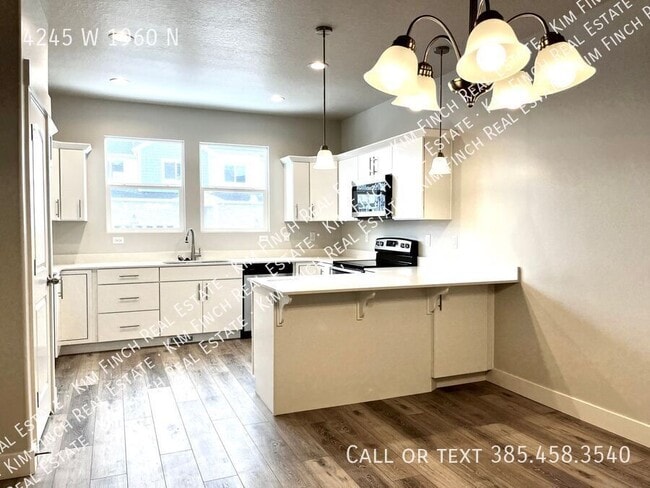 Building Photo - 4245 W 1960 N